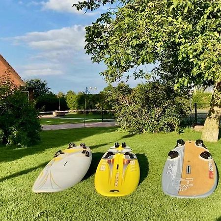Ferienwohnungen Moewe Lembruch Bagian luar foto
