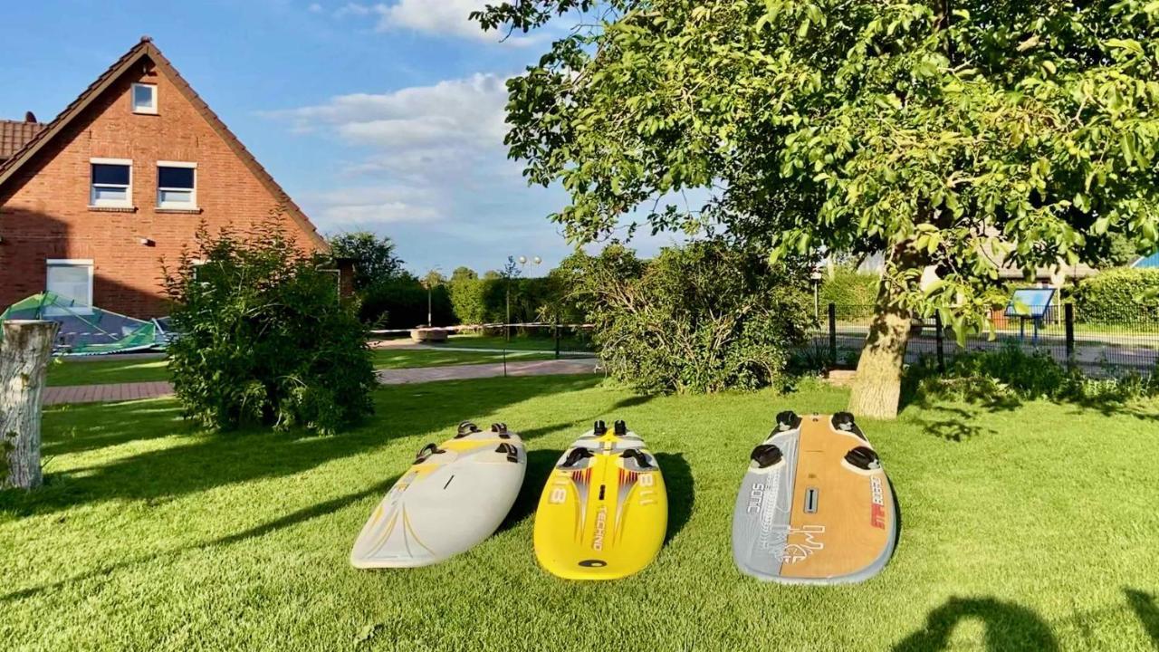 Ferienwohnungen Moewe Lembruch Bagian luar foto