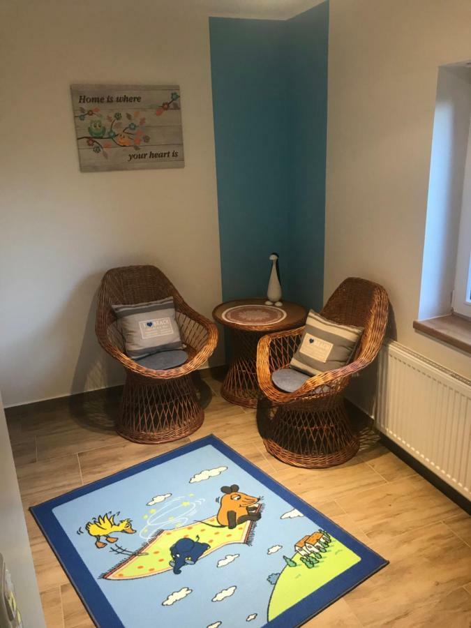 Ferienwohnungen Moewe Lembruch Bagian luar foto